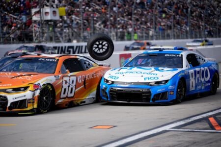 Winners and losers from a tame NASCAR Cup race at Martinsville