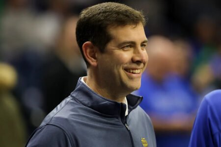 After Hubert Davis’ firing, Celtics exec Brad Stevens reportedly says he’s not interested in UNC job
