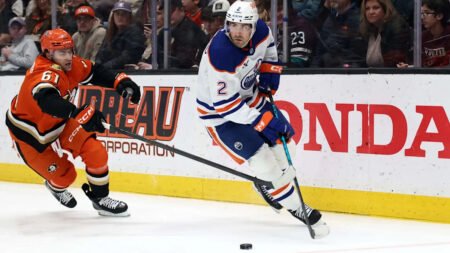 Lightning vs Oilers Prediction, Picks & Odds for Tonight’s NHL Game