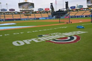 Dodgers finalize opening day roster