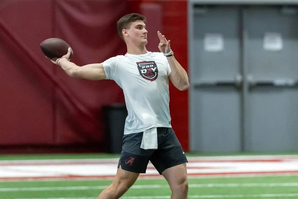 Simpson throws in passing drills during Alabama’s NFL football pro day, March 25 in Tuscaloosa, Ala. AP