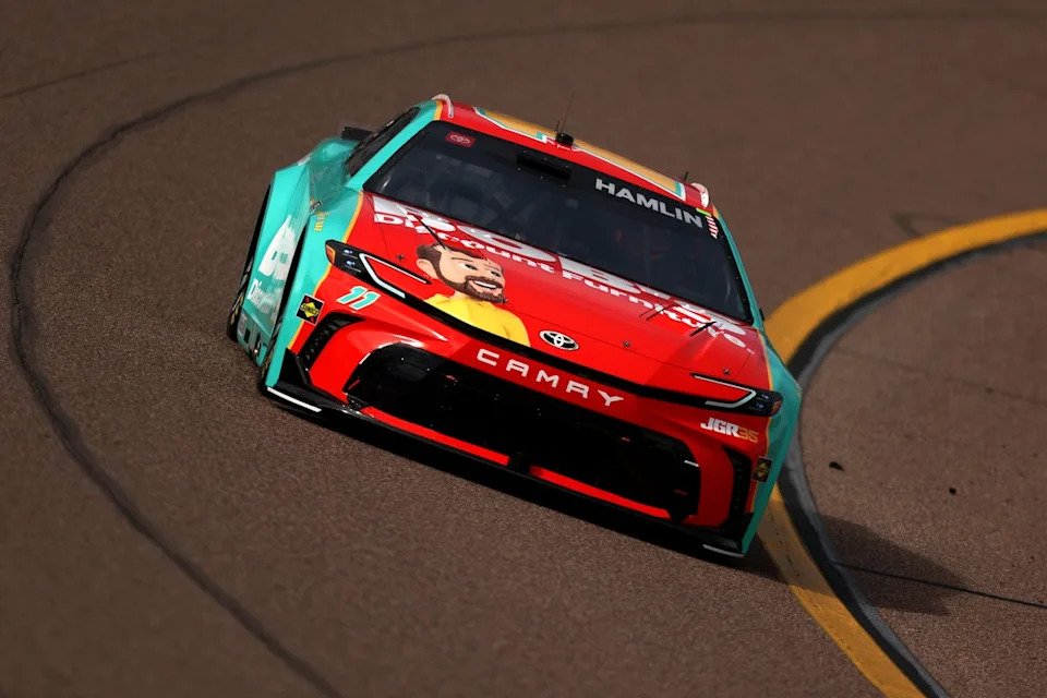 Denny Hamlin, Joe Gibbs Racing