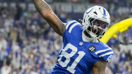 TE Mo Alie-Cox will return to Colts on a one-year deal