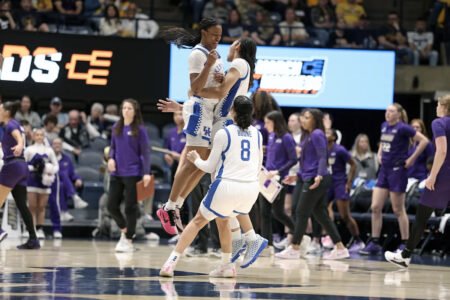 Morgan and Hassett lead Kentucky to 71-56 win vs. James Madison in women’s NCAA Tournament 1st round