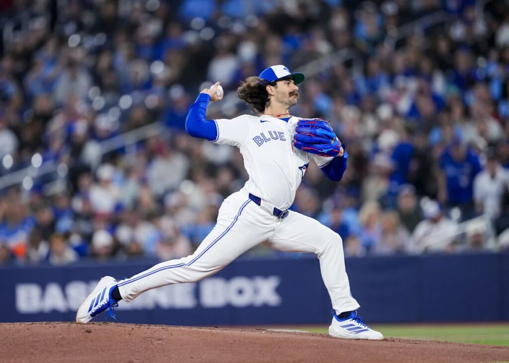 Jays Win 11 Inning Thriller, 8-7