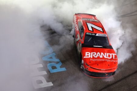 Justin Allgaier wins NASCAR O’Reilly race at Phoenix