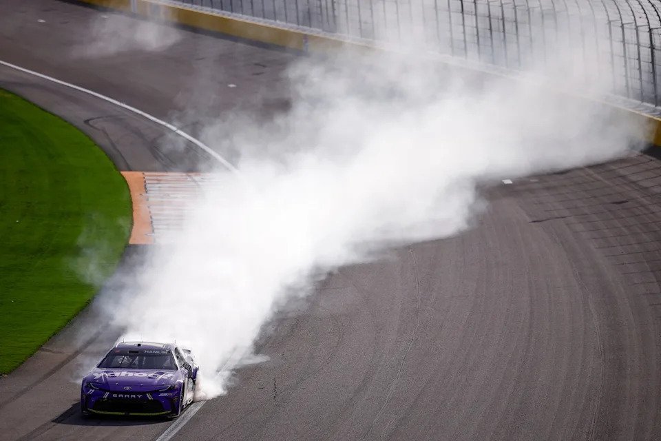 Denny Hamlin, Joe Gibbs Racing