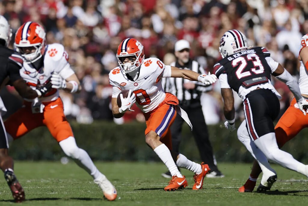 2026 NFL Draft: Antonio Williams an elusive, electric wide receiver Raiders need