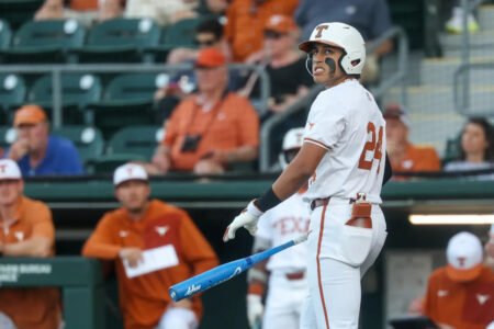 Texas SS Adrian Rodriguez to undergo procedure on hand
