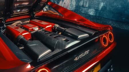 Evoluto Ferrari 355: V8 Engine Sound