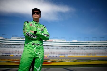 Christopher Bell earns Las Vegas NASCAR Cup pole in JGR 1-2-3