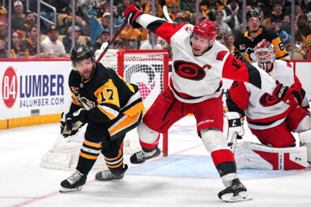 Hurricanes score 3 time on the power play in a 5-1 win over the Penguins
