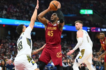 Cavs use big fourth quarter to beat the Pacers 117-108