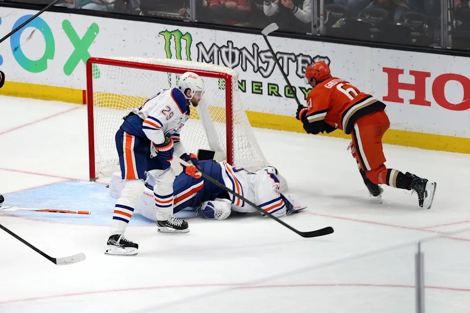 Gary A. Vasquez-Imagn Images