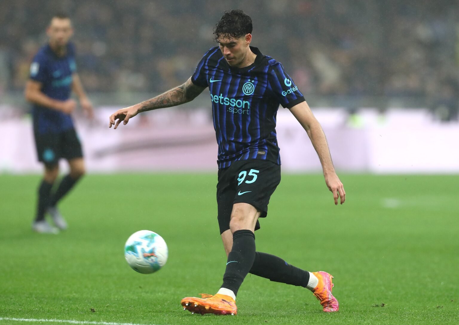 Report – Barcelona Make New Contacts For Inter Milan Superstar: Teenage Right-Back Considered As Potential Counterpart