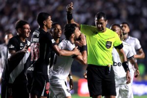 ๐น Was it a red? Vasco v Botafogo flashpoint, watch and decide