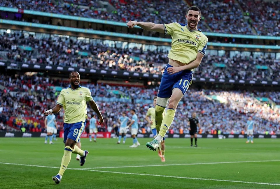 Finn Azaz, left, celebrates scoring Southampton's goal (Getty)