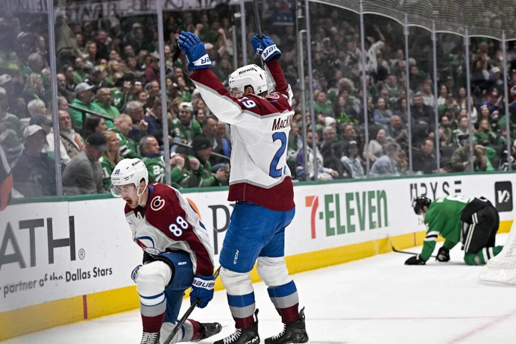 Recap: Wedgewood with the shutout as Avs beat Dallas 2-0