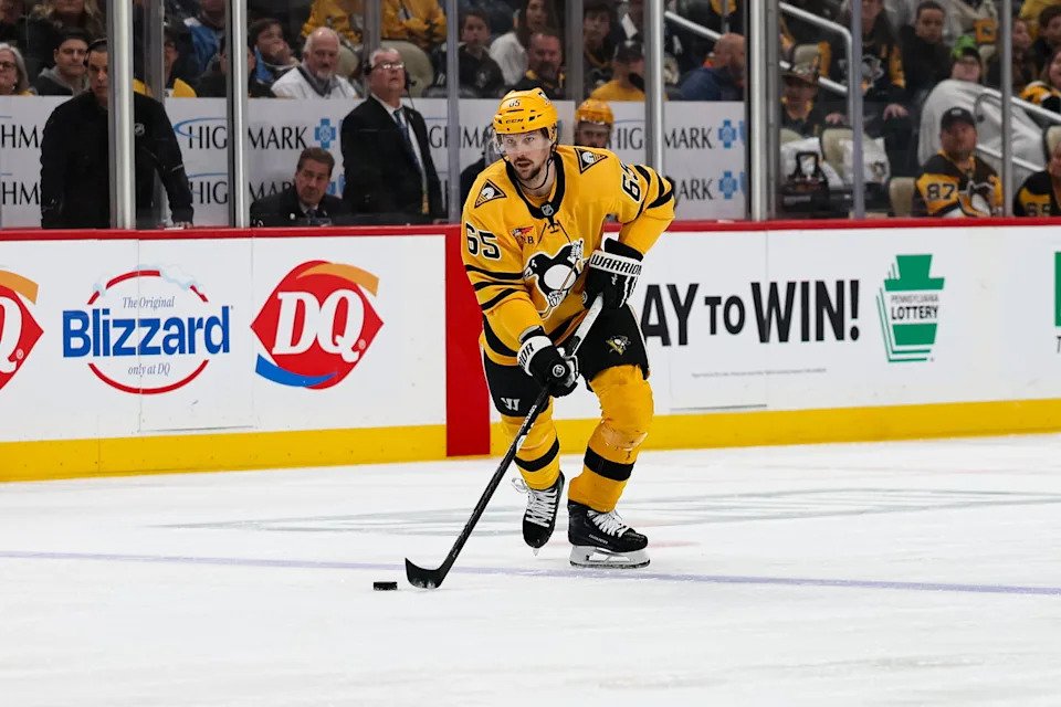 Erik Karlsson Named Penguins' MVP For 2025-26 Season