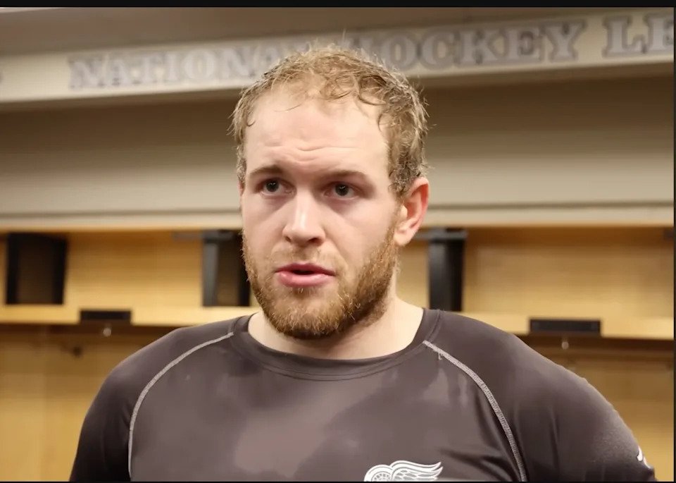 "We're Sticking Together": Red Wings Remain Optimistic Despite Recent Slide 