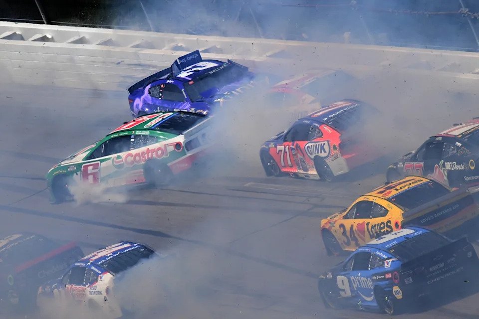 Brad Keselowski, RFK Racing, Bubba Wallace, 23XI Racing