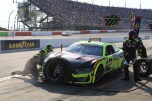 Team Penske makes a change to Ryan Blaney’s pit crew