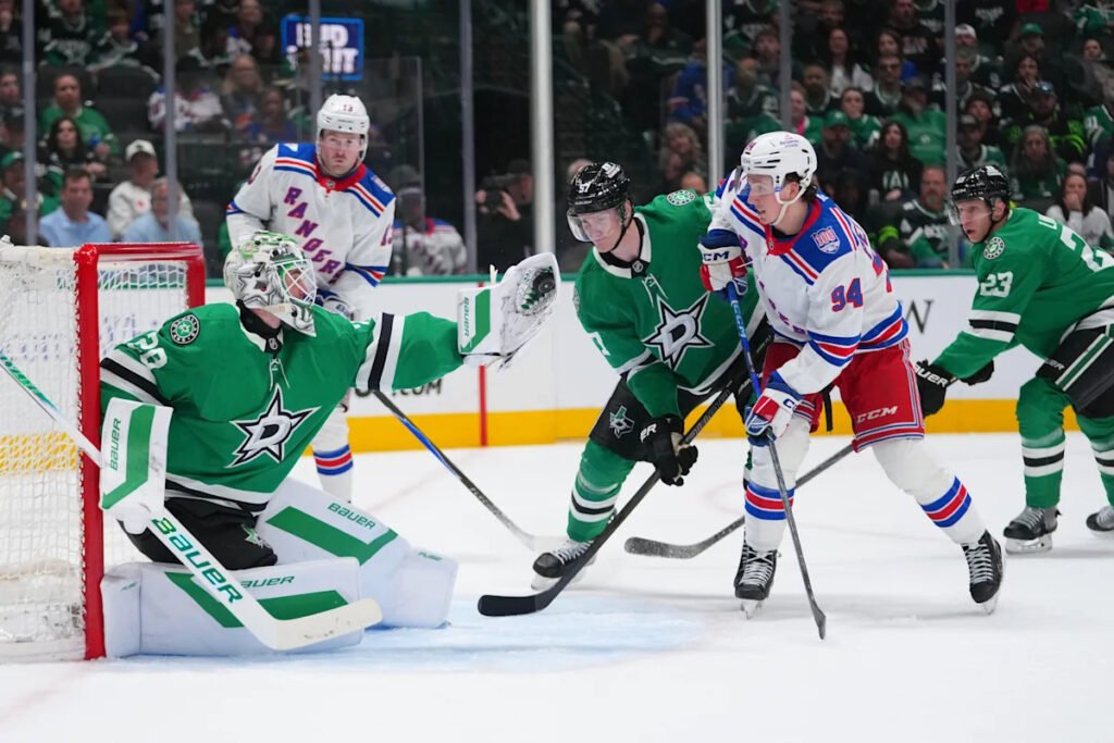 Robertson scores twice, Oettinger earns shutout as Stars beat Rangers 2-0 and clinch 2nd in Central