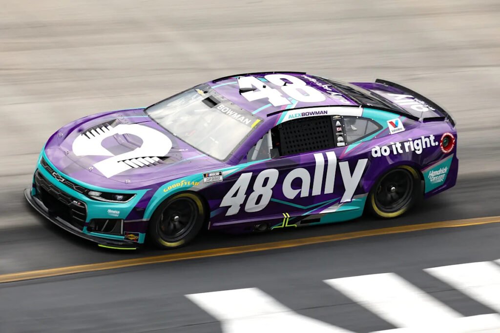 Latest update on Alex Bowman’s status after wrecking at Bristol