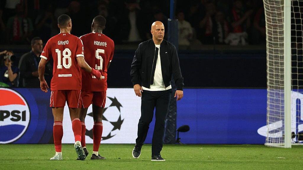 Slot’s tactical approach sent out ‘the wrong signal’
