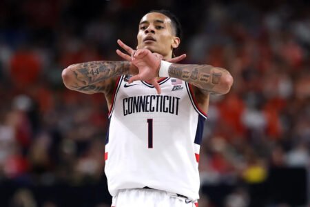 Solo Ball injury update: UConn guard in walking boot ahead of national championship game