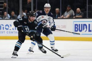 Line Combinations: Jets at Mammoth