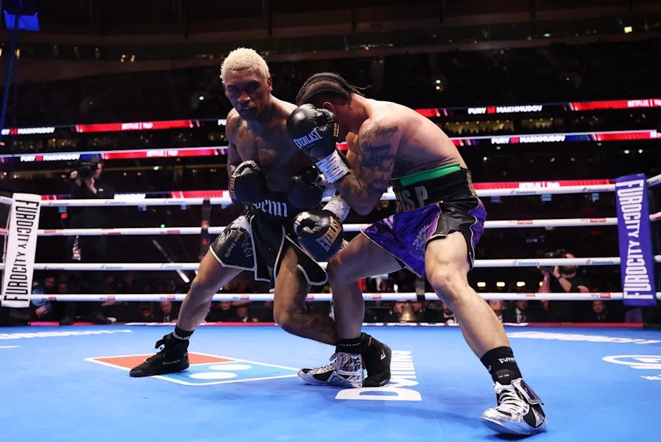 Benn hurt Prograis badly on one occasion but could not find a finish (Getty)