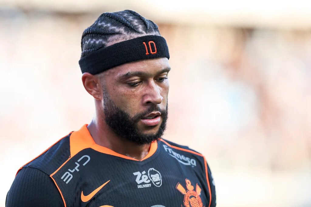 🥐☕️FC Breakfast: Depay snaps on Instagram, Yamal’s bold move
