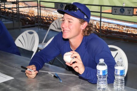 Charles Davalan, Christian Zazueta lead Great Lakes rout