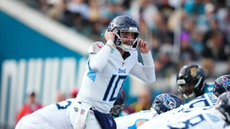 Giants to sign QB Brandon Allen