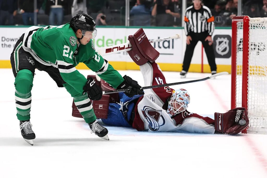 Open Thread: Colorado Avalanche @ Dallas Stars (1:00 P.M.)