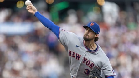 Clay Holmes’ seven-inning statement, Mets’ notable offensive breakouts highlight Saturday’s 9-0 rout of Giants