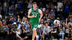 Watch Cooper Flagg become first teenager in NBA history to drop 50+ in a game