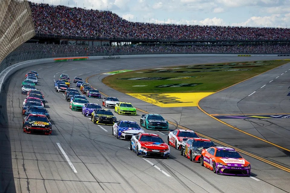 Denny Hamlin, Joe Gibbs Racing, William Byron, Hendrick Motorsports, Austin Dillon, Richard Childress Racing