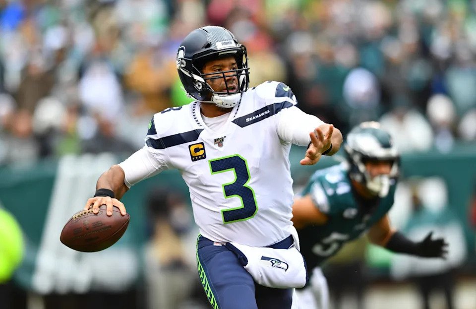 PHILADELPHIA, PA - NOVEMBER 24: Seattle Seahawks Quarterback Russell Wilson (3) makes a pass in the first half during the game between the Seattle Seahawks and Philadelphia Eagles on November 24, 2019 at Lincoln Financial Field in Philadelphia, PA. (Photo by Kyle Ross/Icon Sportswire)