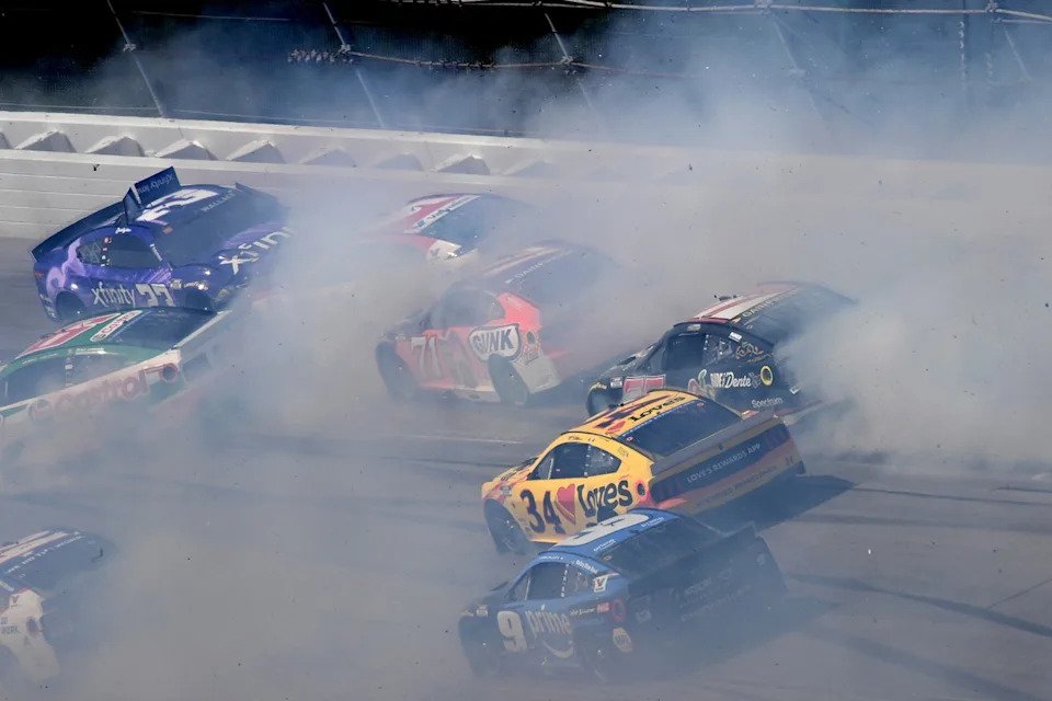 Brad Keselowski, RFK Racing, Bubba Wallace, 23XI Racing