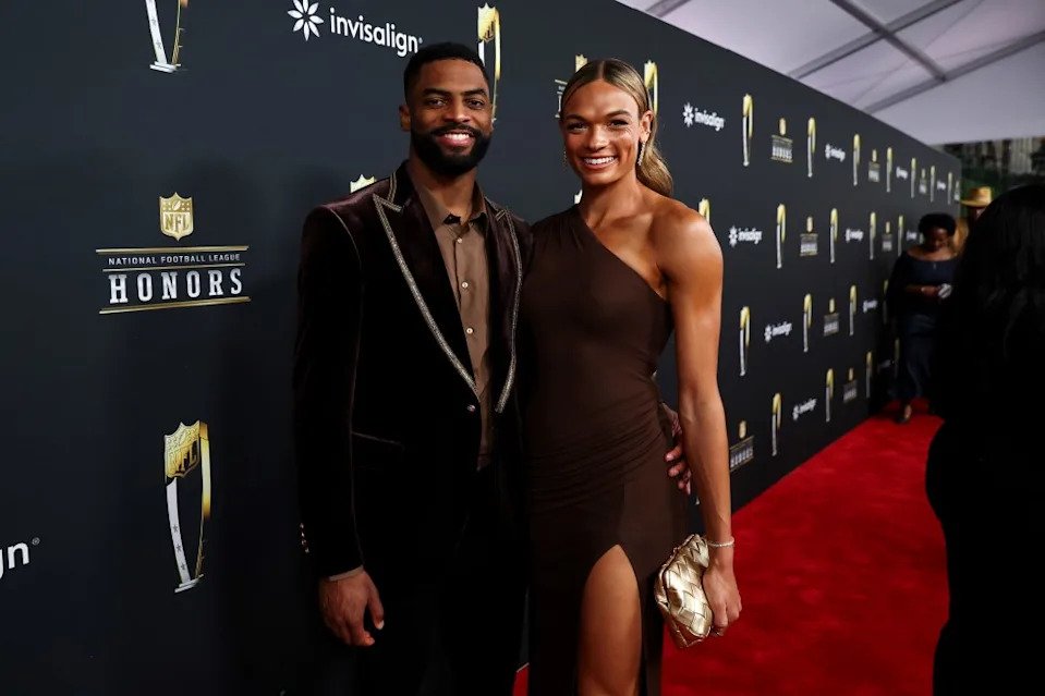 Darius Slayton poses for a photo with Anna Hall on the red carpet before the NFL Honors award show ahead of Super Bowl LIX at Saenger Theatre on February 6, 2025 in <a class="link " href="https://sports.yahoo.com/nfl/teams/new-orleans/" data-i13n="sec:content-canvas;subsec:anchor_text;elm:context_link" data-ylk="slk:New Orleans;sec:content-canvas;subsec:anchor_text;elm:context_link;itc:0" data-yga="{"yLinkElement":"context_link","yModuleName":"content-canvas","yLinkText":"New Orleans","ySubModuleName":"anchor_text","yHasCommerce":false}">New Orleans</a>, Louisiana. Getty Images