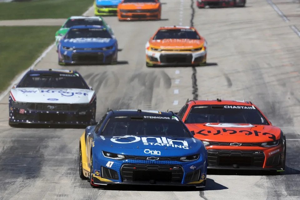 Ricky Stenhouse Jr., HYAK Motorsports