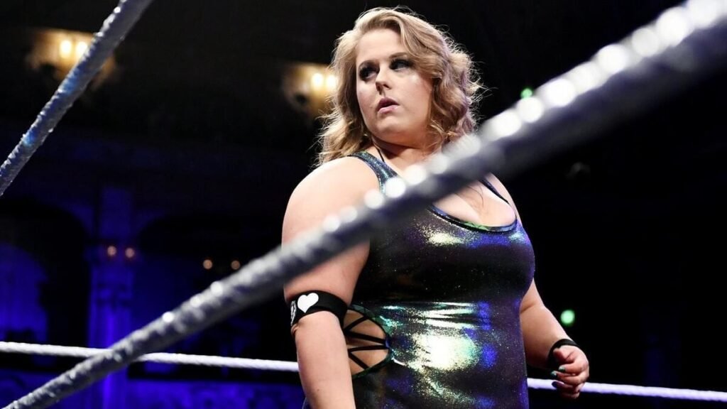 “Sucks a**” – WWE star defends Piper Niven after online altercation