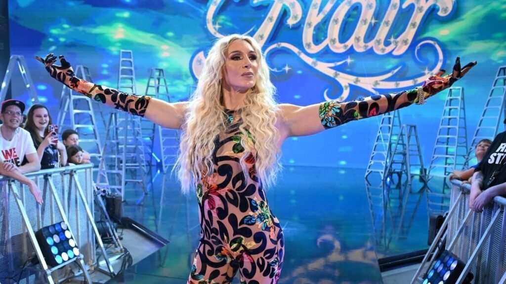 Charlotte Flair sends a message to WWE star after suffering a wardrobe mishap