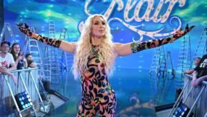 Charlotte Flair sends a message to WWE star after suffering a wardrobe mishap
