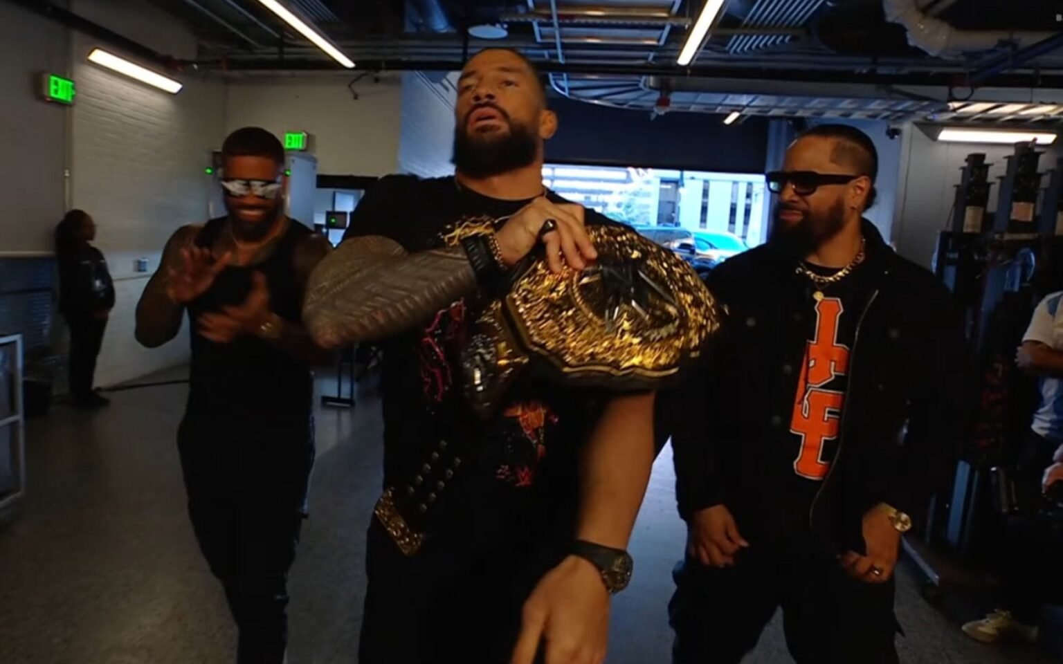Roman Reigns extends his hand as 34-year-old star appears backstage on WWE RAW
