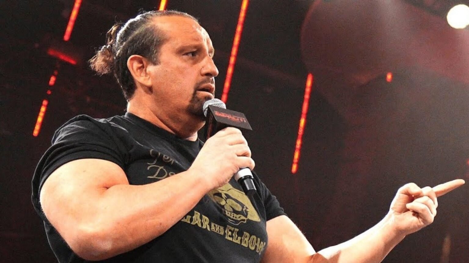 WWE official sends a heartfelt message to Tommy Dreamer amidst his TNA departure