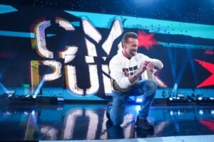 CM Punk calls out WWE locker room for one specific reason
