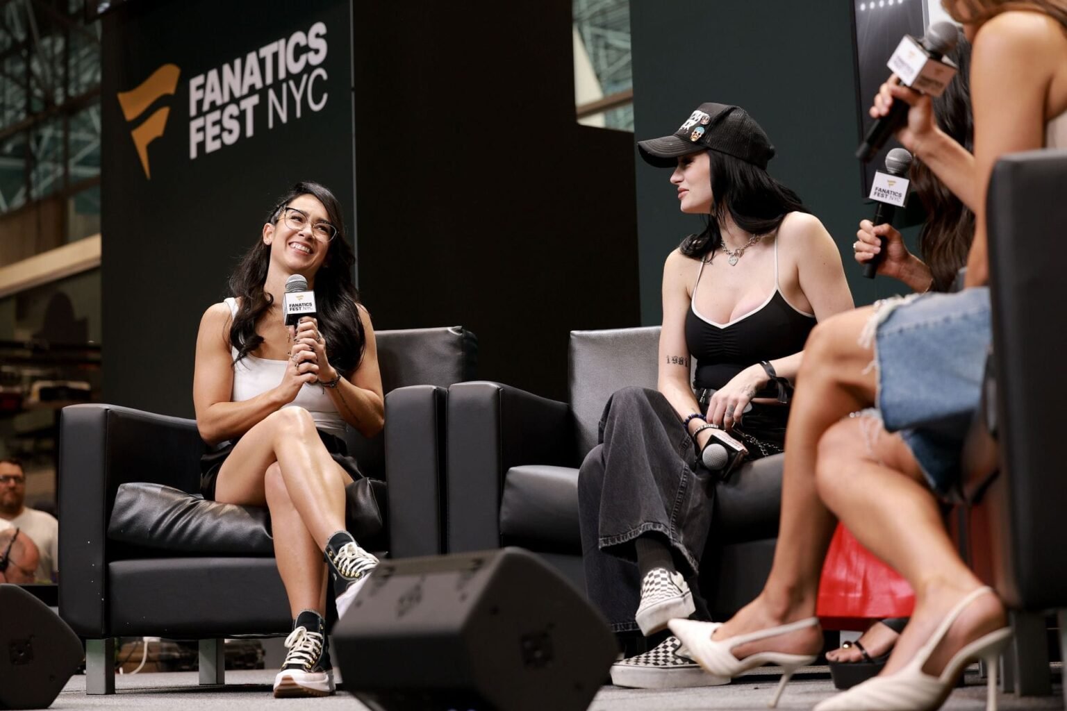 AJ Lee, Paige and Four Other WWE Stars Reunite for Surprise Appearance